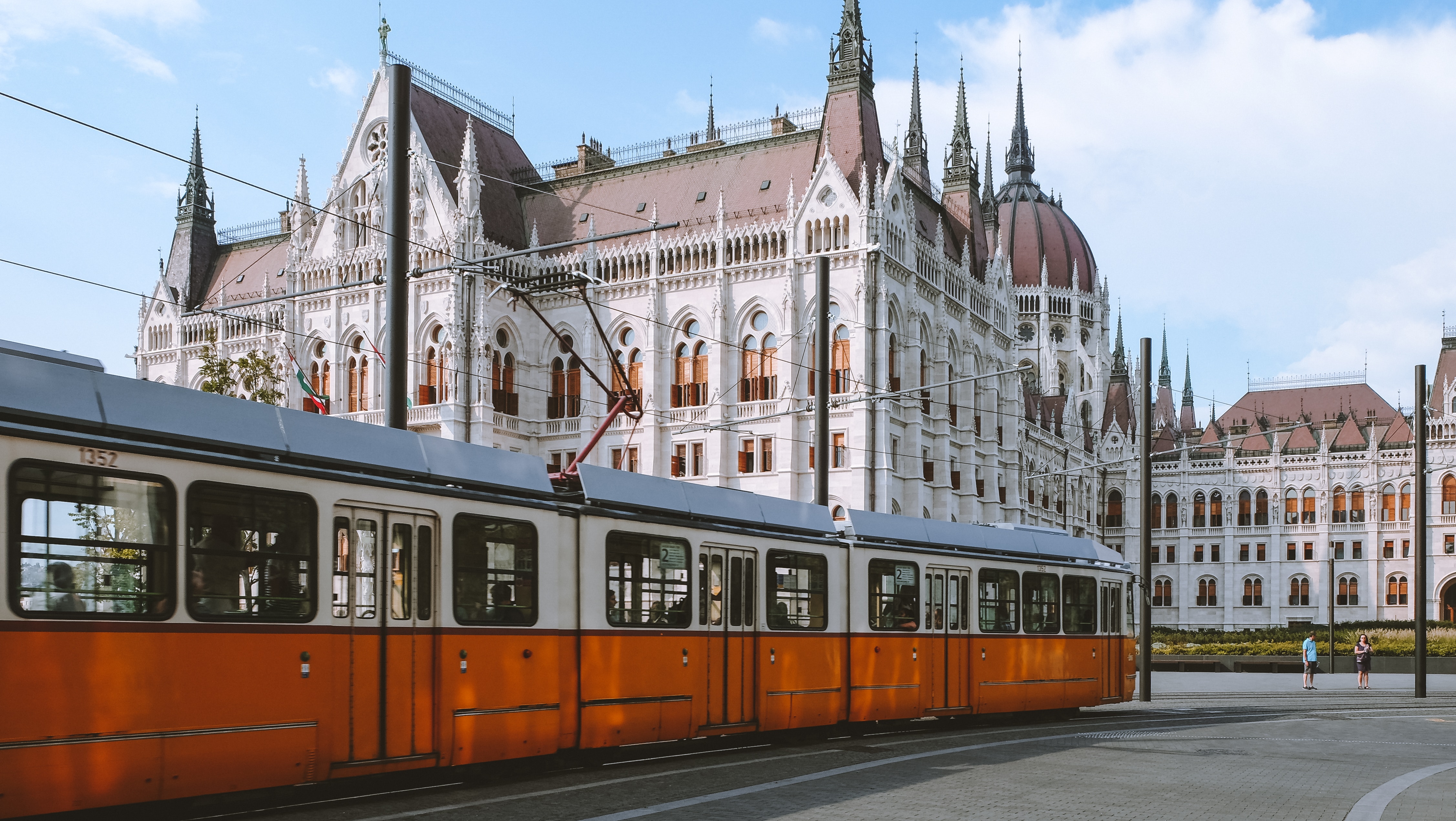 picture from the parliament budapest